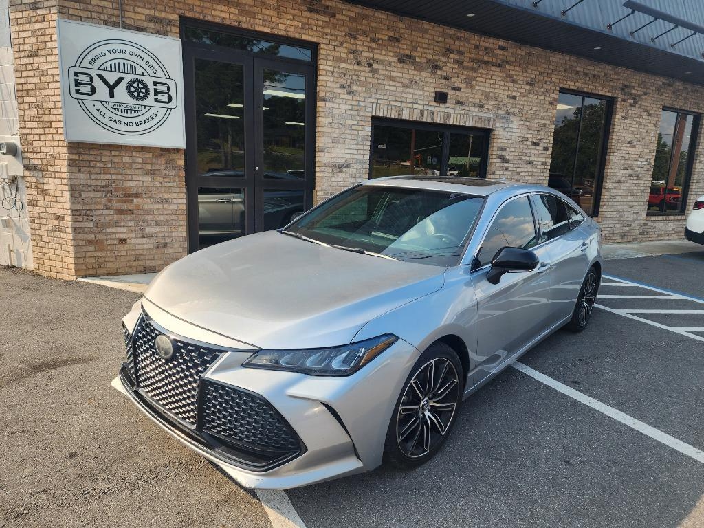 2019 Toyota Avalon XSE