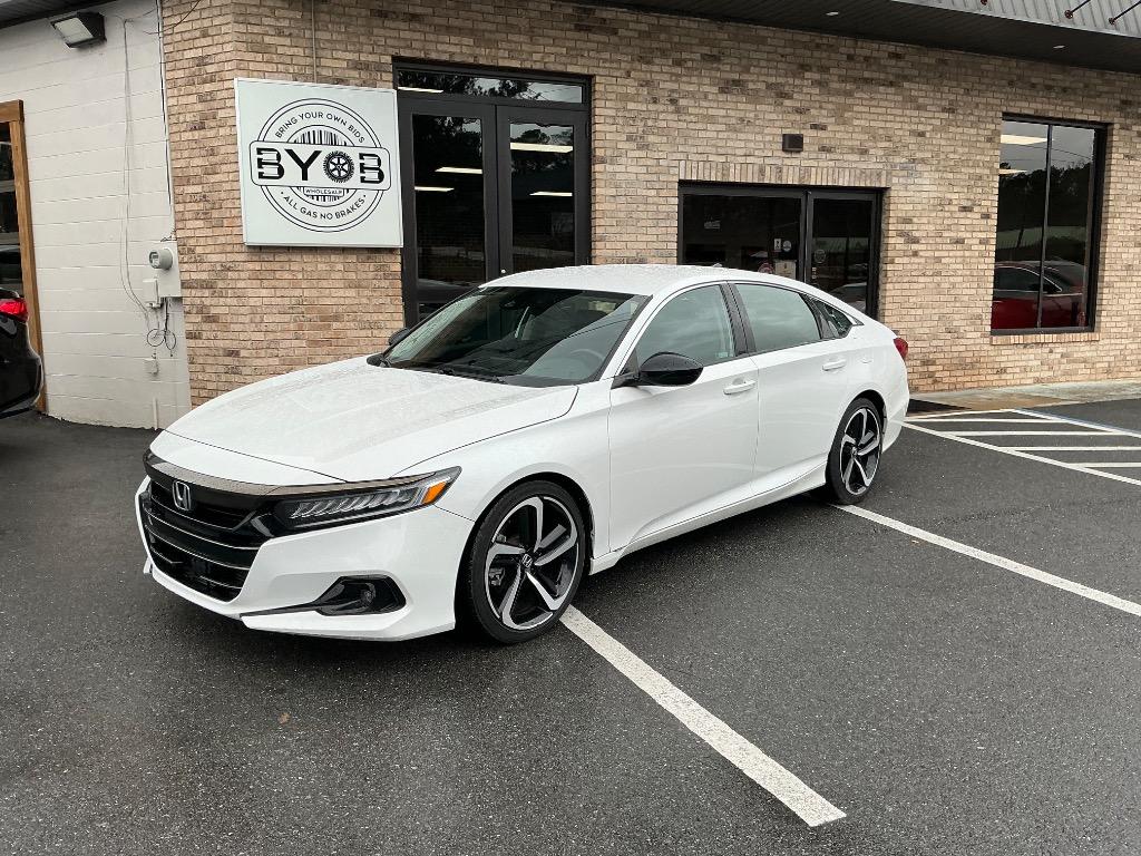 2021 Honda Accord Sport SE's photo