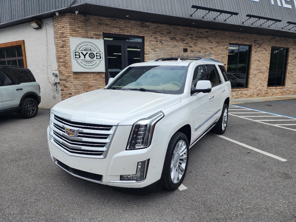 2019 Cadillac Escalade AWD Platinum's photo