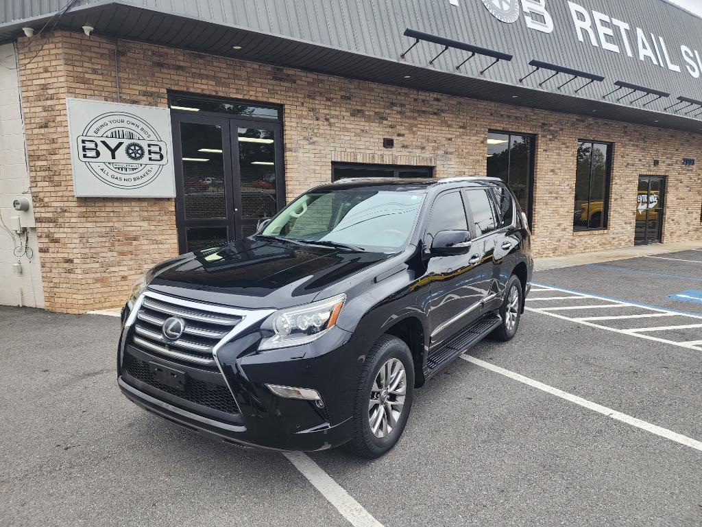 2016 Lexus GX Luxury's photo