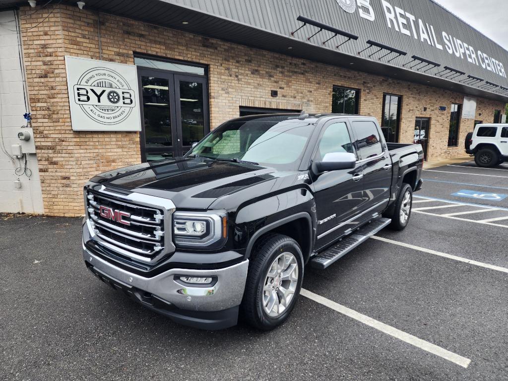 2018 GMC Sierra 4WD Crew Cab Short Box SLT's photo