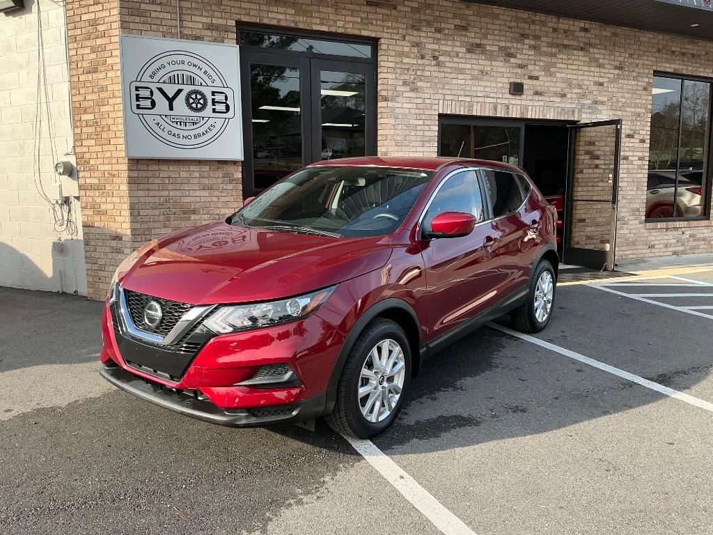 2021 Nissan Rogue Sport S's photo