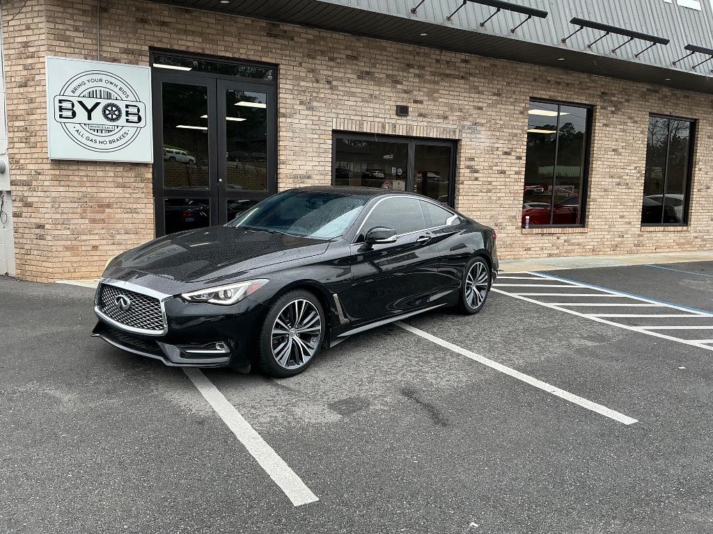 2017 INFINITI Q60 Coupe Premium