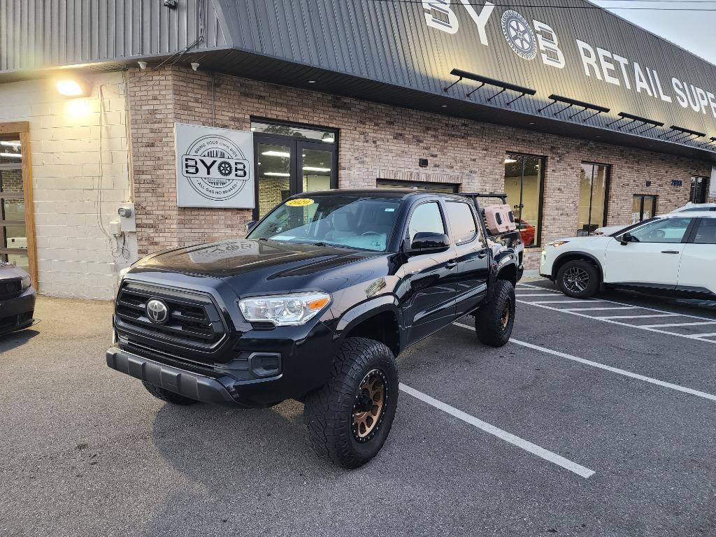 2020 Toyota Tacoma SR's photo
