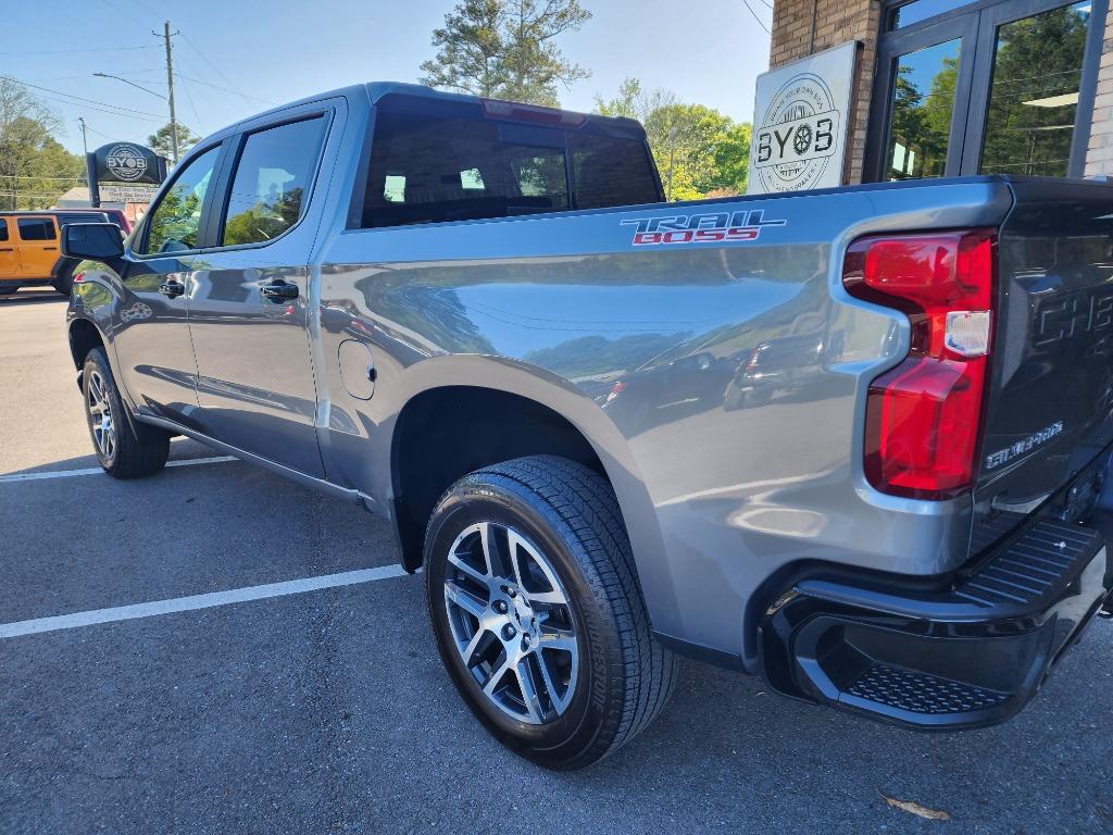 2020 Chevrolet Silverado 1500 LT photo 5