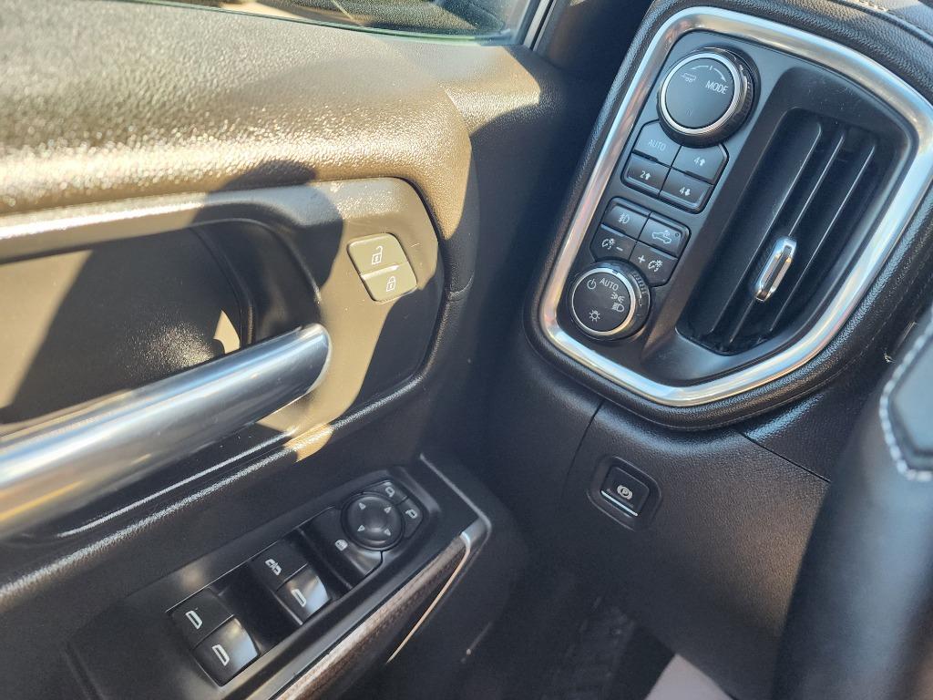 2020 Chevrolet Silverado 1500 LT photo 19