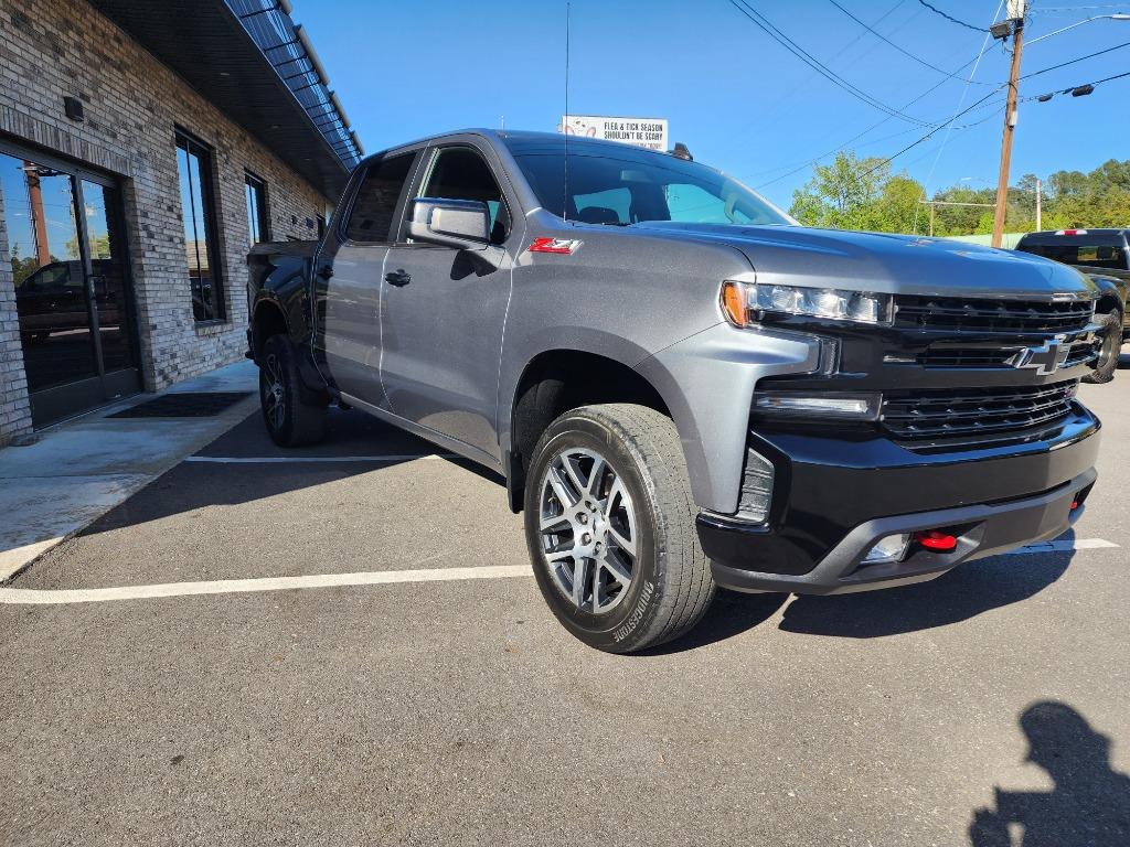 2020 Chevrolet Silverado 1500 LT photo 9