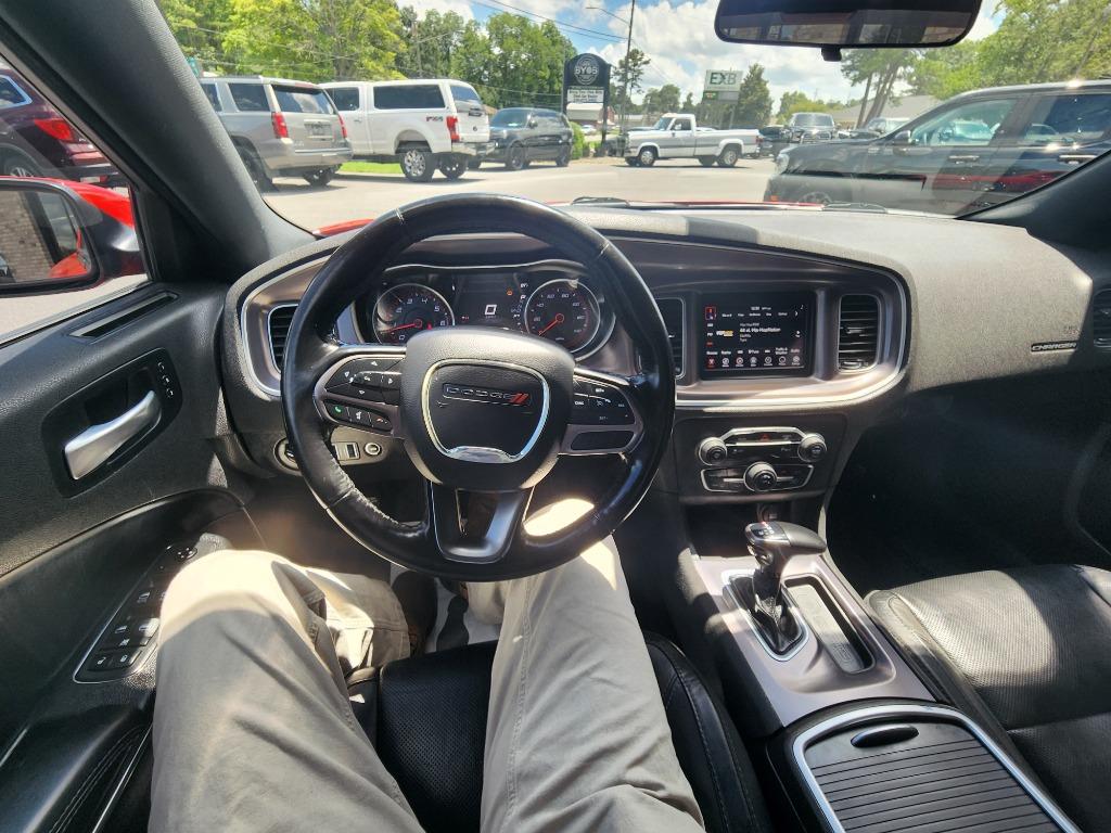 2021 Dodge Charger SXT photo 17