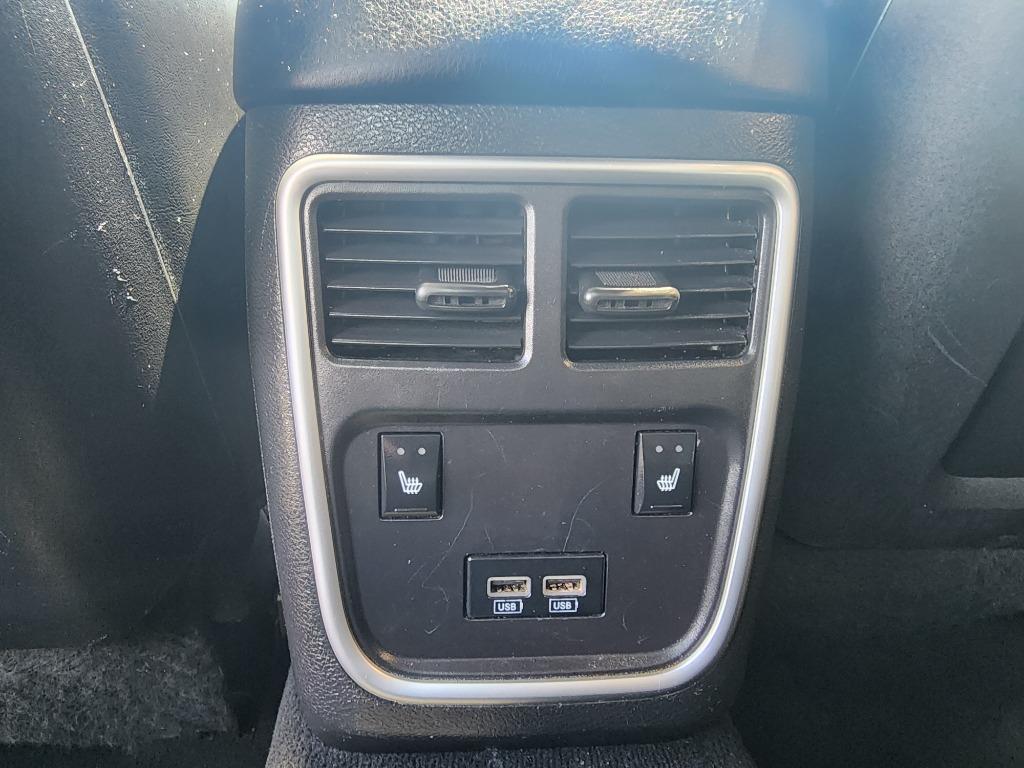 2021 Dodge Charger SXT photo 13