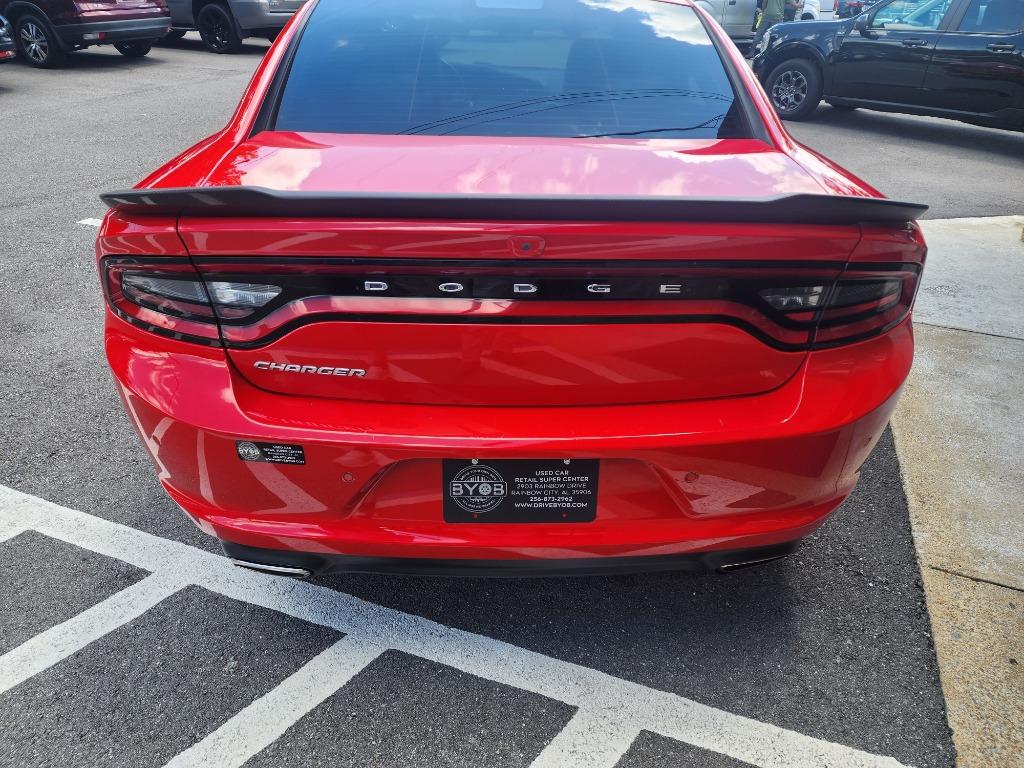 2021 Dodge Charger SXT photo 5