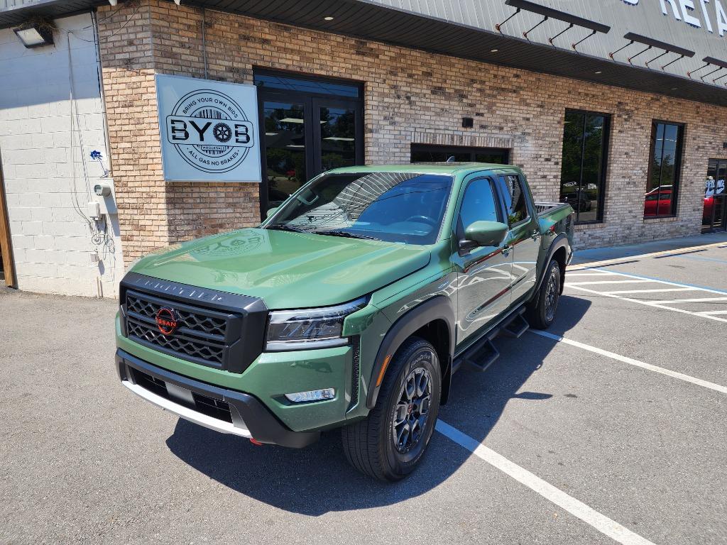2022 Nissan Frontier PRO-4X Crew Cab 4X4's photo