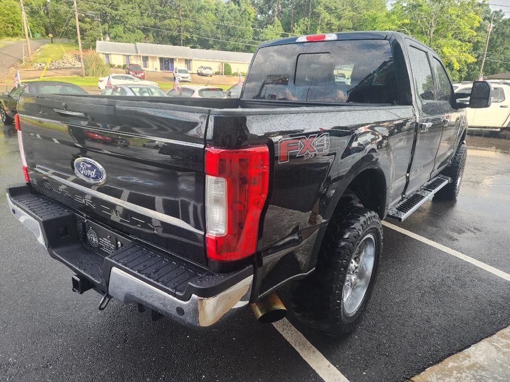 2017 Ford F-250 photo 6